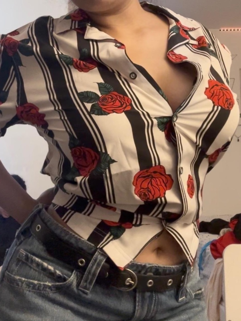 Medium Rose Button-up